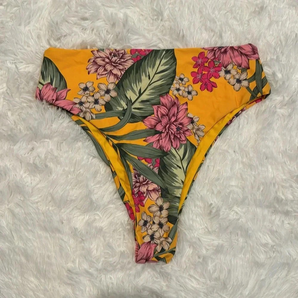 Guess High Waist Cheeky Bikini - Picture 2 of 7